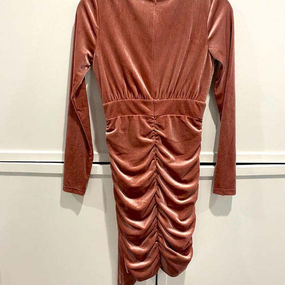 Mauve rose Dress - Picture 3 of 3